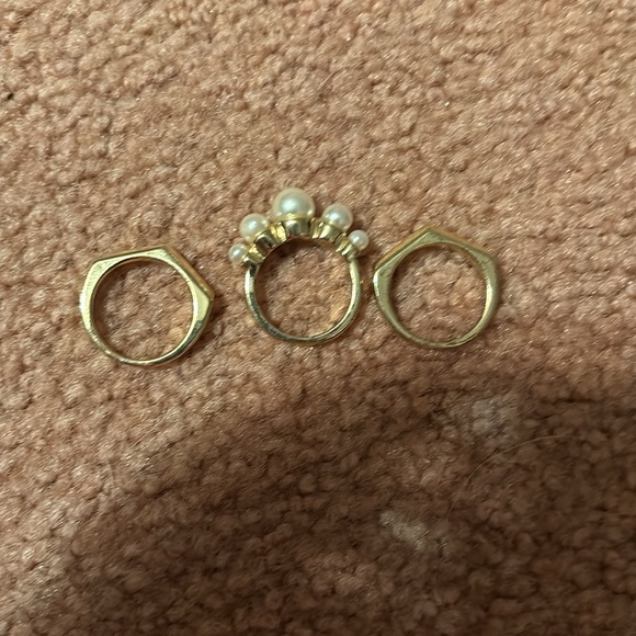 3 gold stackable rings - Picture 2 of 6
